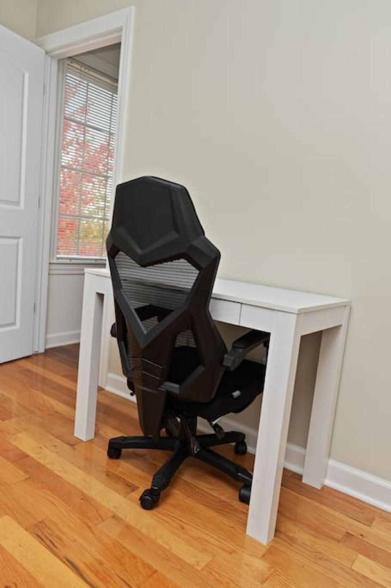 Stylish And Cozy 1-br *
